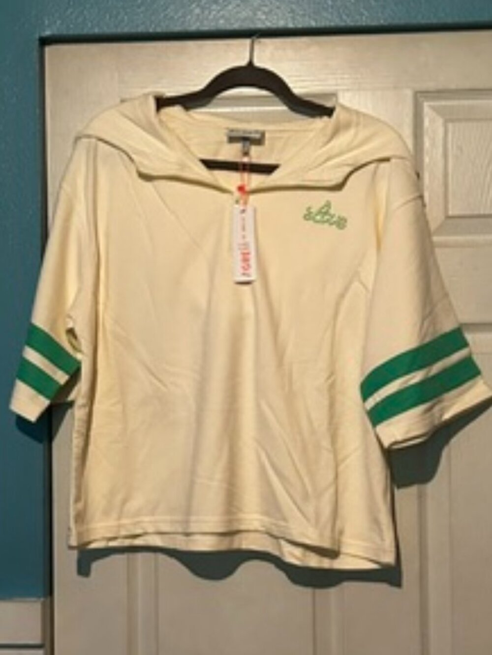 NWT The Greii S/S Love 1/4 Zip Hoodie - Large